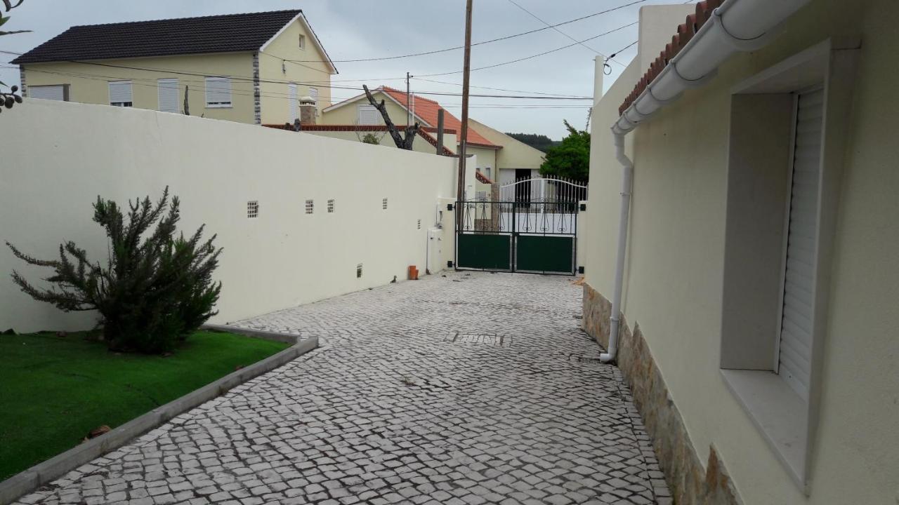 Ferienwohnung Lourinha Countryside Moita dos Ferreiros Exterior foto