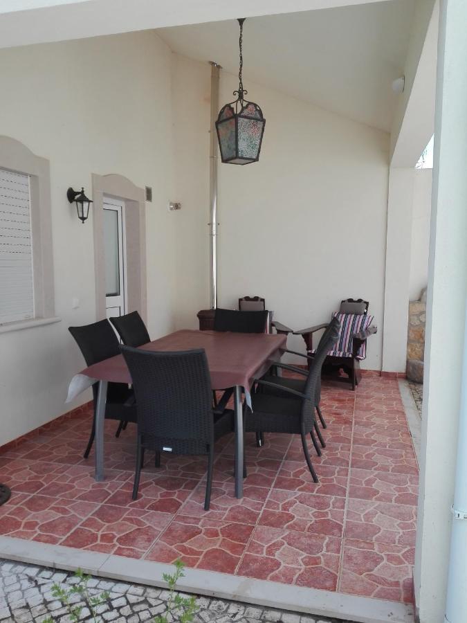 Ferienwohnung Lourinha Countryside Moita dos Ferreiros Exterior foto